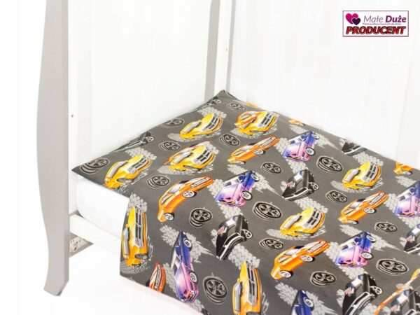 Pościel do łóżeczka 90x120 wzór samochody czarne