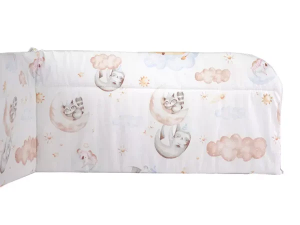 ochraniacz_do_lozeczka_spiace_zwierzatka_bialy_gladki-1.webp