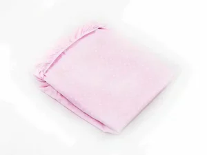 PRZEŚCIERADŁO BAWEŁNIANE Z GUMKĄ wzór  różowe kropeczki