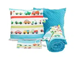 POŚCIEL DO PRZEDSZKOLA wzór turkus autka na pasach